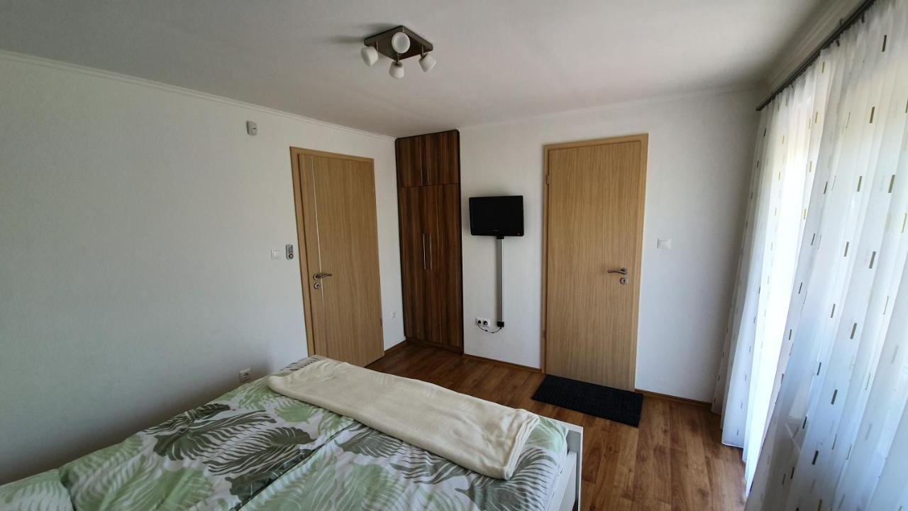 Mandula Apartmanok Badacsonytomaj Exterior foto