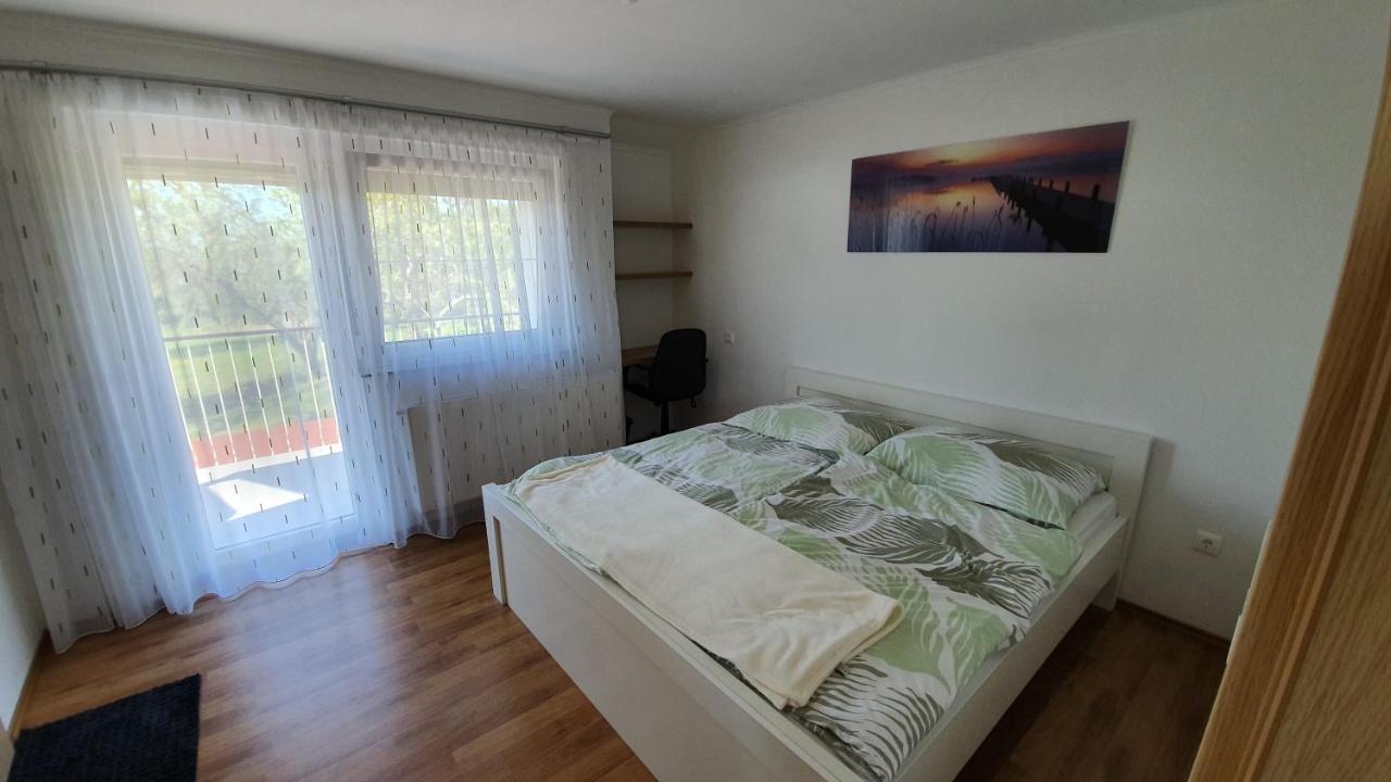 Mandula Apartmanok Badacsonytomaj Exterior foto